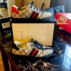 Gucci shoes